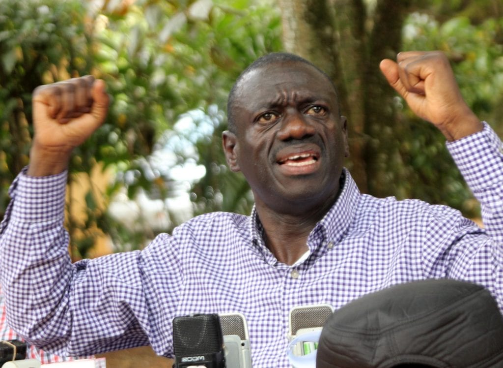 Kizza Besigye